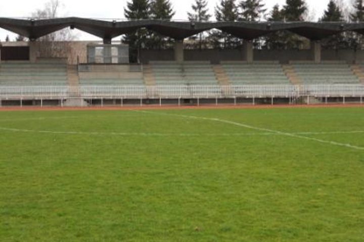 La tribune du stade Guy Boniface